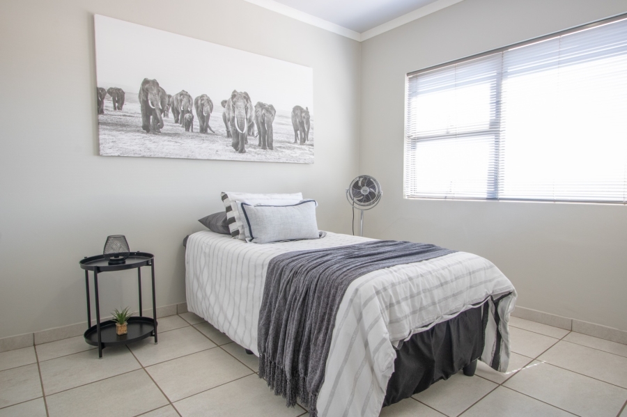 To Let 1 Bedroom Property for Rent in Mooivallei Park North West